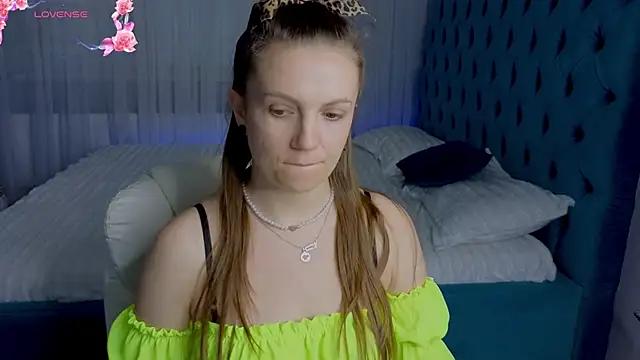 Funnyy__bunny from StripChat