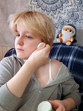 FynnRawr from StripChat