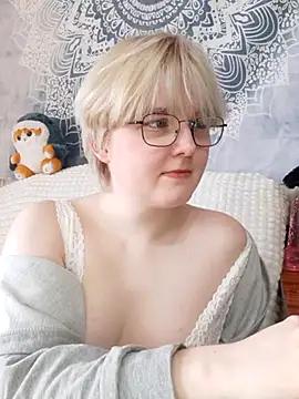 FynnRawr from StripChat
