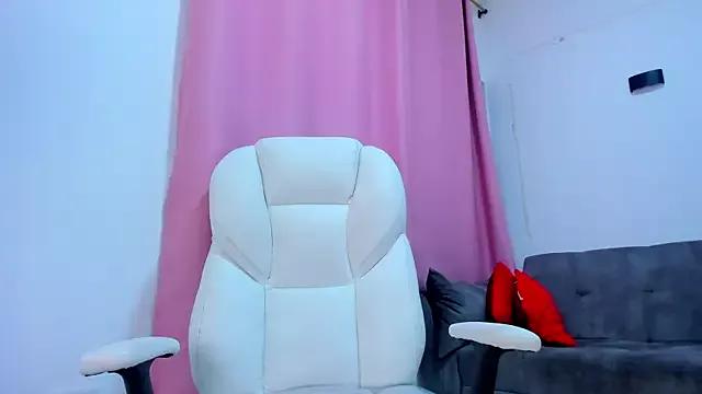 gaaby_foxx from StripChat