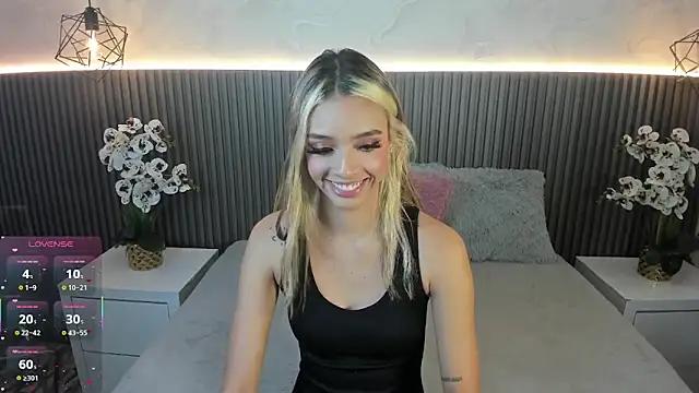 GabbyWhite_ from StripChat
