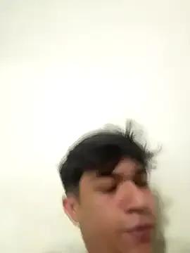 Gabriel25cm webcams show profile image 