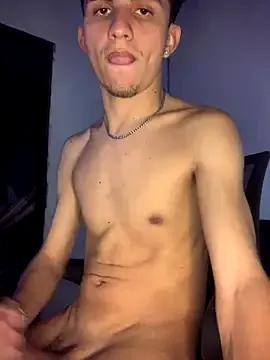 gabrielzinnnn085 from StripChat is Freechat