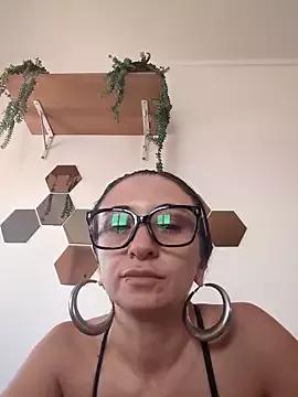 gabyenlalunax from StripChat is Freechat