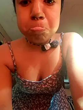 Gahia_Greenn webcams show profile image 
