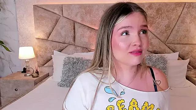 GaiaBaker from StripChat