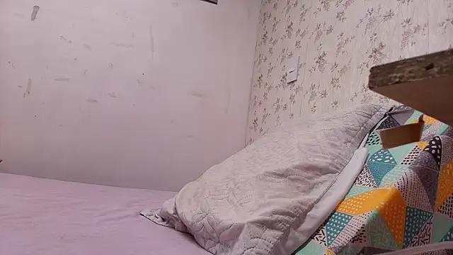 gala_sr from StripChat