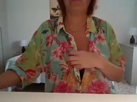 Gattina74 from StripChat