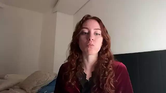gemeasscarlatt from StripChat is Freechat