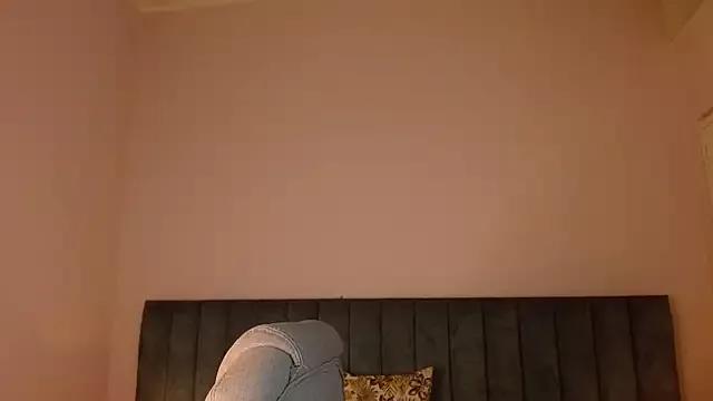 gemmalewis_ from StripChat