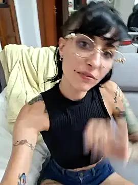 Gemmaviola from StripChat