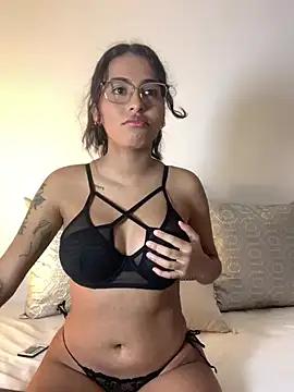 genesissara from StripChat
