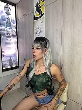 gennesisxx from StripChat