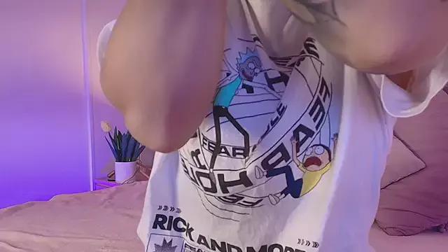 Giaa_Ross from StripChat