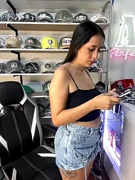 GiaDuque webcams show profile image 