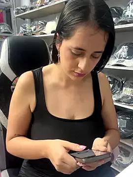 GiaDuque webcams show profile image 