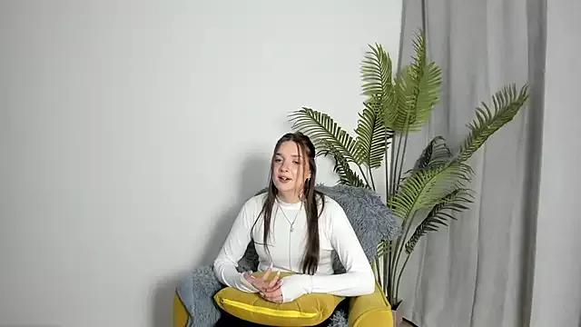 GiaKirtley webcams show profile image 