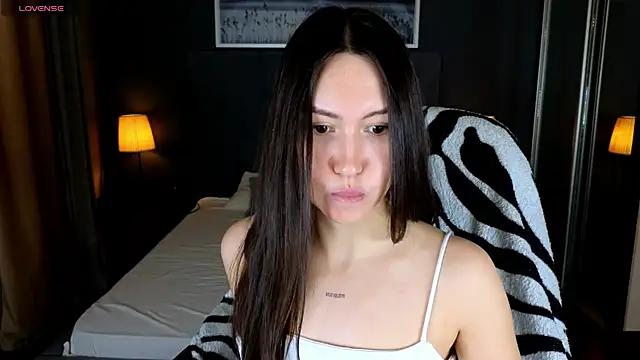 GIGI_BENNET from StripChat