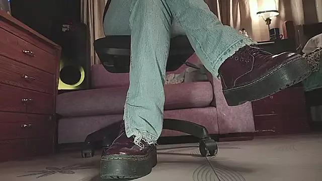 gigifontaine__ from StripChat