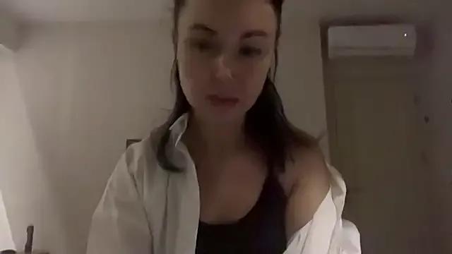 Gilin1 from StripChat