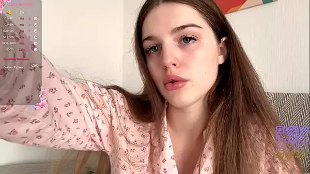 GilySuper from StripChat is Freechat