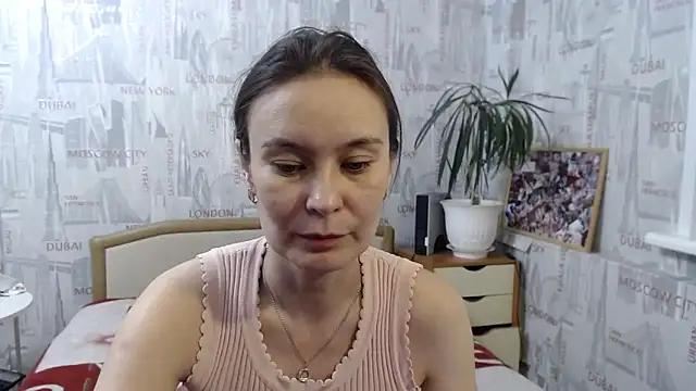 GinaQSoul from StripChat is Freechat