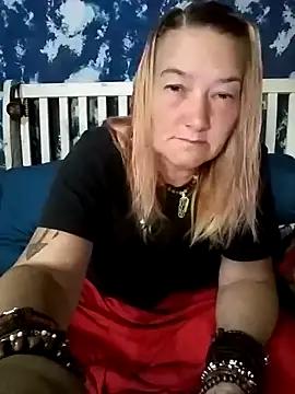 GingerKtm21 from StripChat