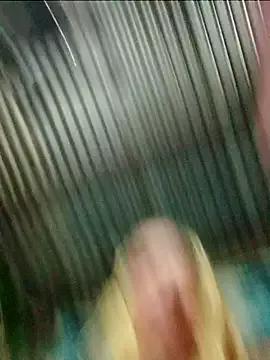 GingerKtm21 from StripChat is Freechat
