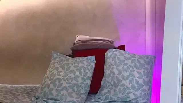 GingerMoon_ from StripChat is Freechat