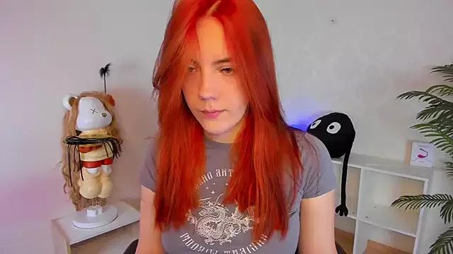 Gingerr_pie from StripChat