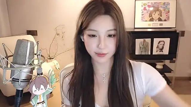Ginny-bb from StripChat