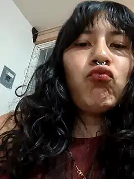 GinnyDelice from StripChat