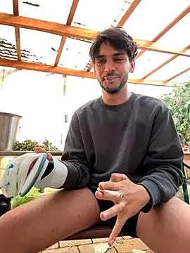 Photos of Gipsyboysteve from StripChat is Freechat