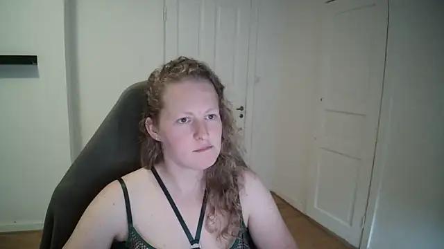 Girlnina-1995 webcams show profile image 
