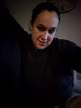 Girlysensuelle from StripChat is Freechat