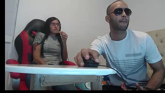 Photos of Giselle_Max from StripChat is Freechat