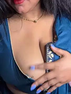 Photos of GLaM_GoDdEsS_143 from StripChat is Freechat