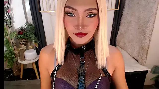 Goddess_Quinnie from StripChat is Freechat