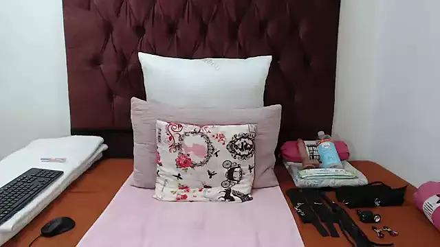 GODDESSBARBIIE from StripChat