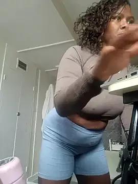 GoddessBlackbeauty from StripChat is Freechat