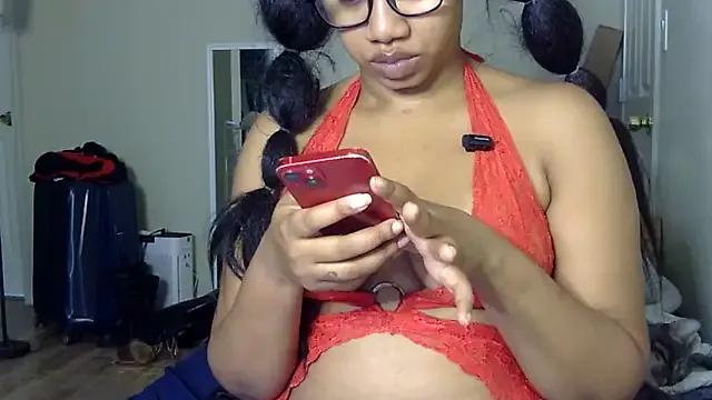 goddessdaisysky from StripChat is Freechat