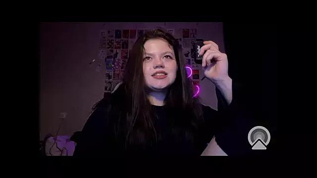 GoddessDarina from StripChat