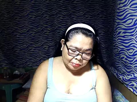 GoddessGianna from StripChat is Freechat
