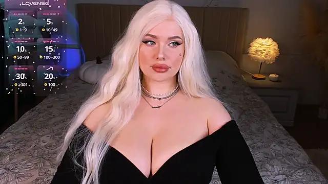 GoddessGlow from StripChat