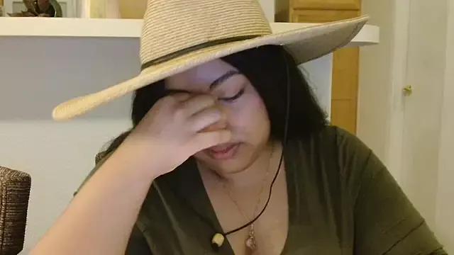 GoddessKalani from StripChat is Freechat