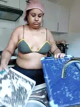 GoddessLorenaTheeSiren from StripChat