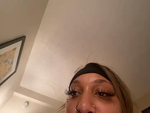 GoddessNih from StripChat