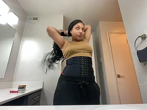 GoddessNih from StripChat