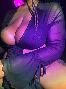 GoddessP from StripChat