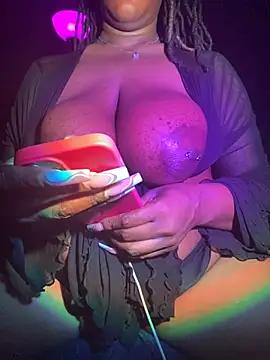 GoddessP from StripChat